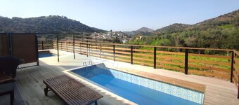 Litinos Villa Anna -  Suitable for PWD