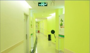 Interior - 100 Inn (Small Shanghai pedestrian street) (Shanghai)