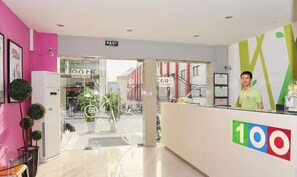 Lobby - 100 Inn (Small Shanghai pedestrian street) (Shanghai)