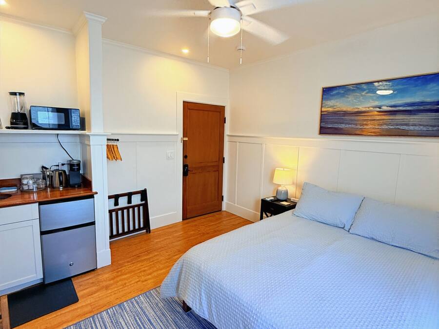 Classic Double Room | Individually decorated, individually furnished, laptop workspace
