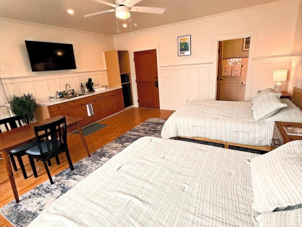 بديكورات فريدة لكل غرفة وطراز فريد لكل وحدة ومساحة عمل للكمبيوتر المحمول