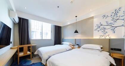 Huatian Business Hotel