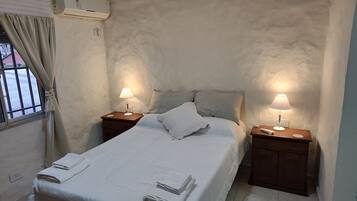 1 habitación, wifi gratis y ropa de cama