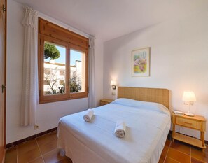 Apartment | 2 bedrooms, iron/ironing board - Apartment in Spain Near Sandy Beach (Palafrugell)