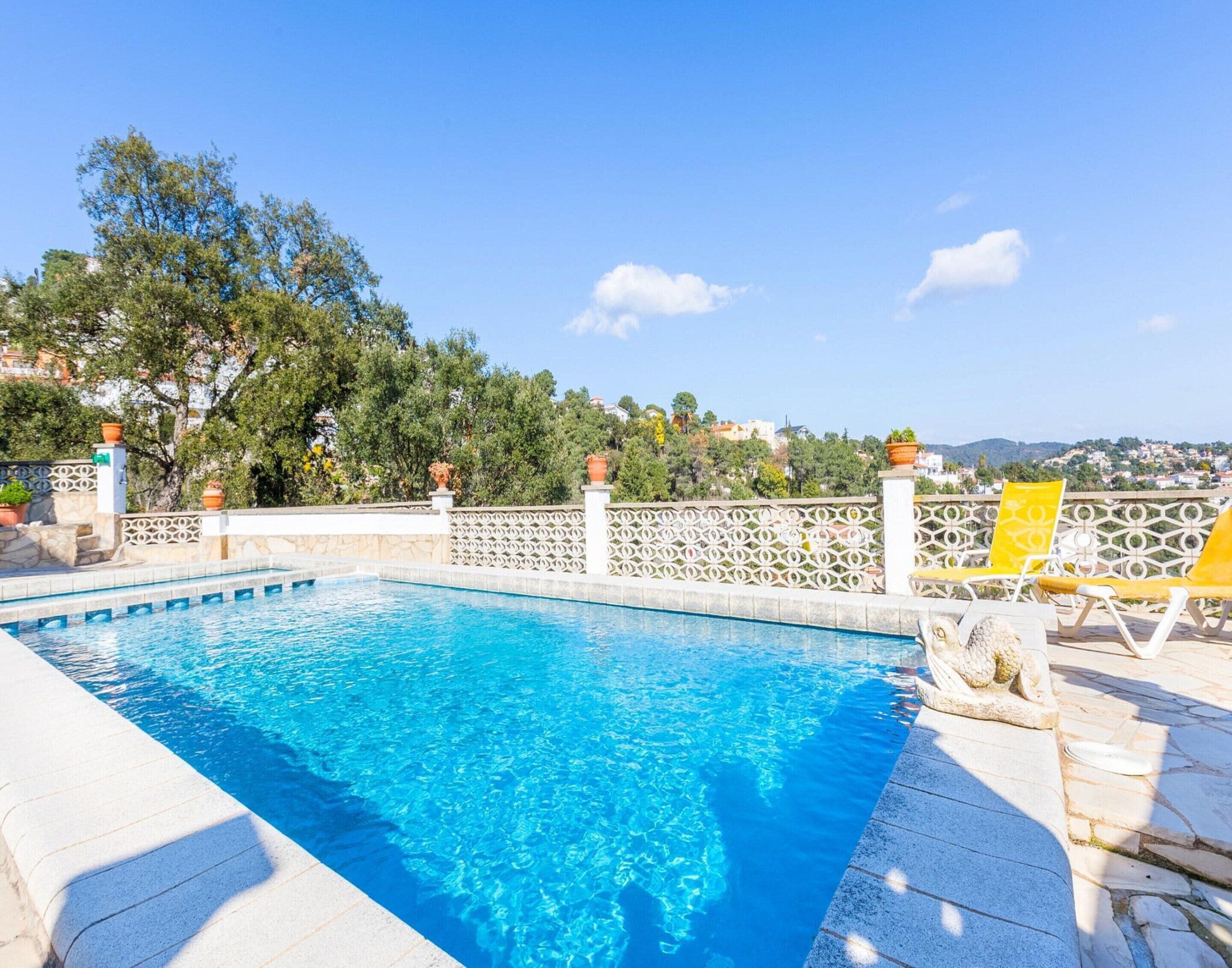 Villa | Pool | Indoor pool, outdoor pool