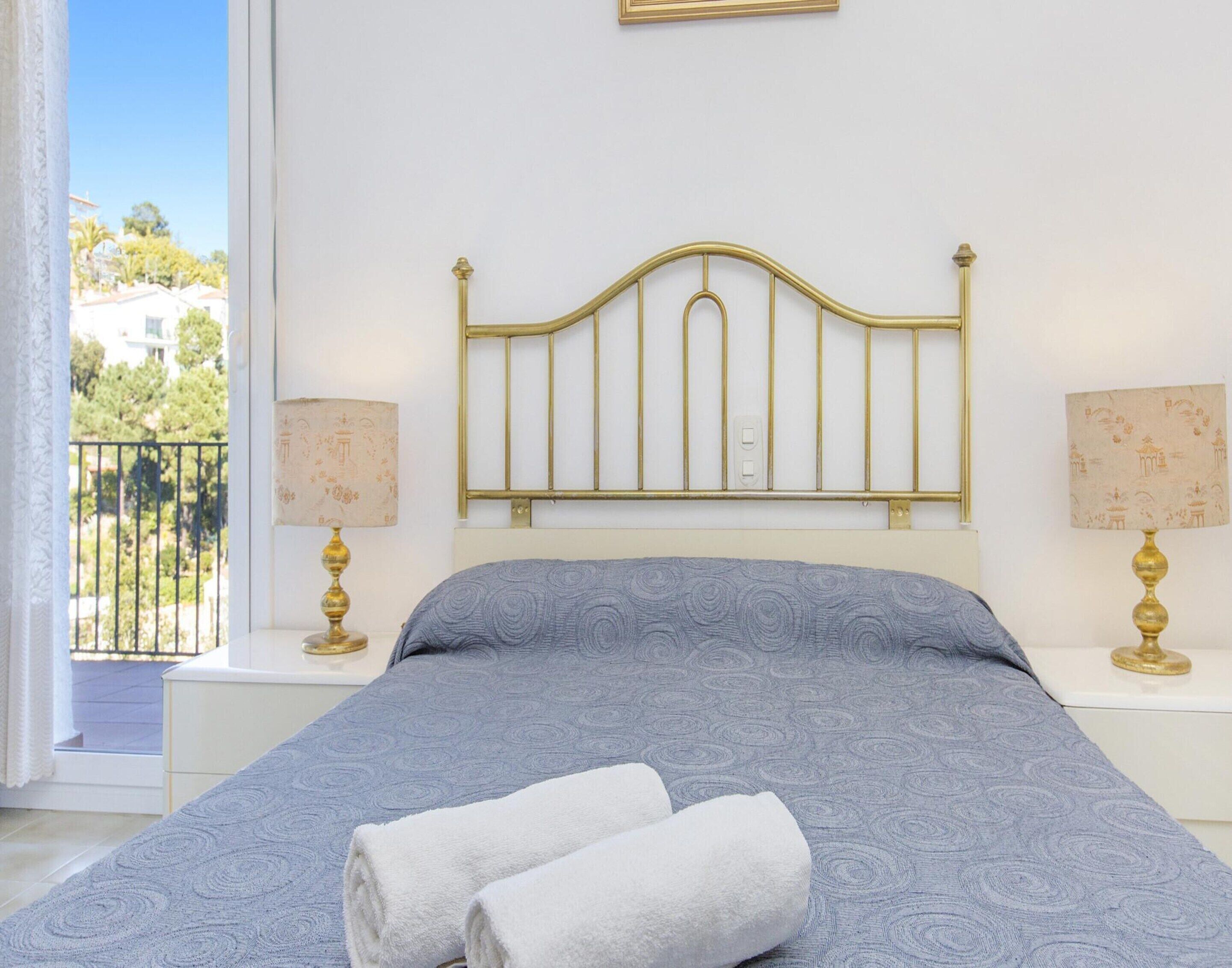 3 bedrooms, iron/ironing board