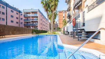 Apartment | Pool | Outdoor pool