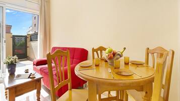 Apartment | Dining