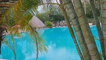 Utomhuspool