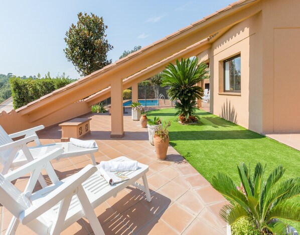 Villa | Spa treatment - Villa in Lloret de Mar With Private Pool (Vidreres)