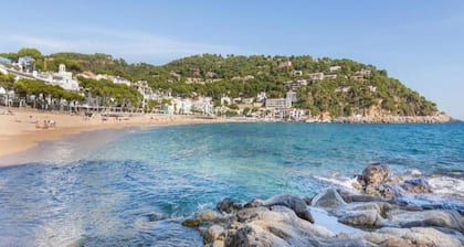 Apartment in Llafranc Near Sandy Beach