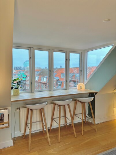 Central rooftop apartment by ARoS with big balcony and skyline view