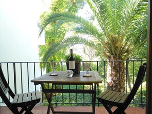 Apartment | Speisen im Freien