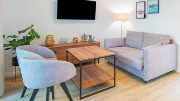Comfort Bungalow, Garden View | 1 bedroom, in-room safe, iron/ironing board, free WiFi