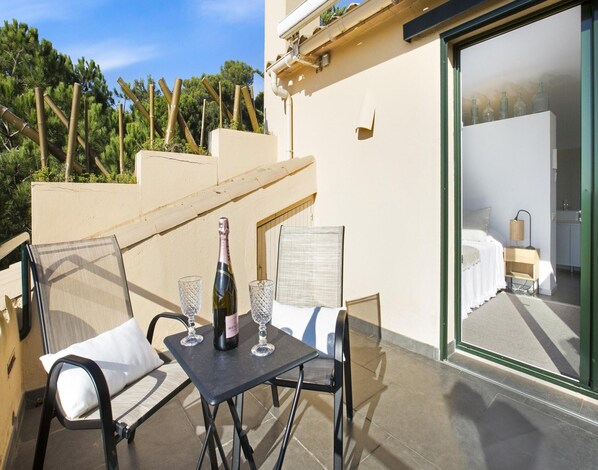 Villa | Balcony