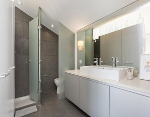 Villa | Bathroom - Spectacular Villa With Swimming Pool (Palafrugell)