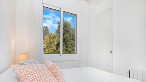 2 bedrooms, iron/ironing board - Apartment for 5 People in Spain (Palafrugell)