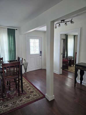 تناول الطعام