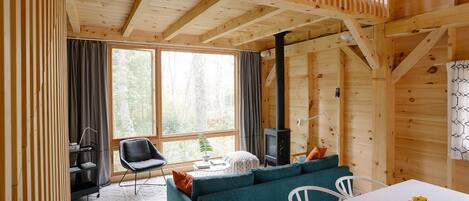 Fireplace, books, stereo
