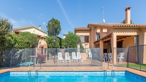 Unclassified image, 3 of 40, button - Quiet Residential Villa in Vidreres (Vidreres)