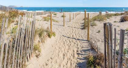 Villa in Pals Near Scenic Beach