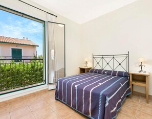 Villa | 3 bedrooms, iron/ironing board