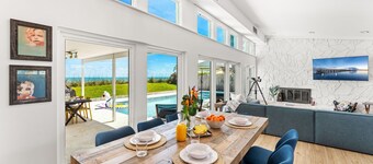 🌊 Luxury Coastal House ON THE BEACH w/Oceanfront Pool & VIEWS!