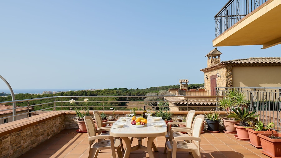 Apartment in Blanes With Sea View Terrace