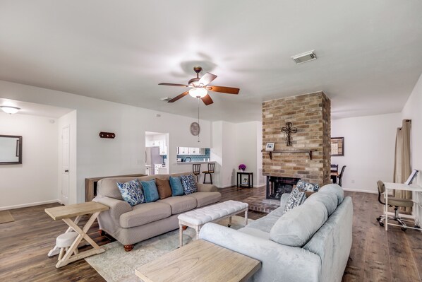 Smart TV, fireplace, books