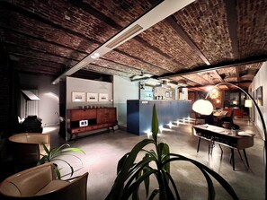 บริเวณนั่งเล่น