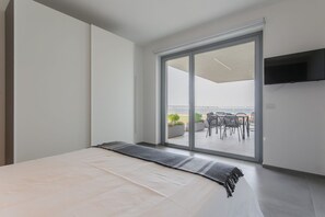 2 slaapkamers, een strijkplank/strijkijzer, wifi, beddengoed