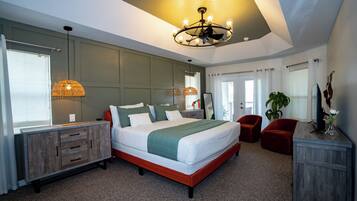 3 makuuhuonetta, työpöytä, silitysrauta/-lauta, ilmainen Wi-Fi