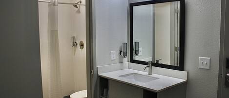 Double Room | Bathroom