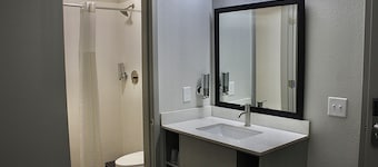 Hummingbird Hotel