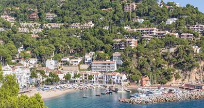 Apartment in Llafranc Near Costa Brava Beach