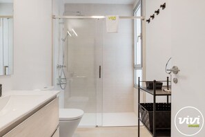 Bathroom - Buena Vida | Amazing view - pool - terrace (Estepona)