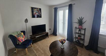 Homington House Long Stays Discount Free Parking