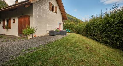 Maison de vacances 'Des Granges' avec vue sur les montagnes, terrasse privée et Wi-Fi