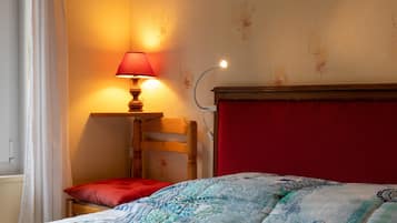 3 habitaciones, tabla de planchar con plancha y wifi gratis