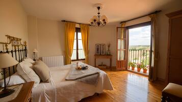 9 slaapkamers, een strijkplank/strijkijzer, gratis wifi, beddengoed