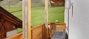 Apartamento 'Edelweiss' con vistas a la montaña, terraza privada y Wi-Fi