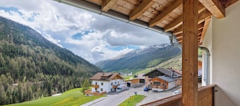 Apartment 'Arnika' with Mountain View, Private Terrace and Wi-Fi
