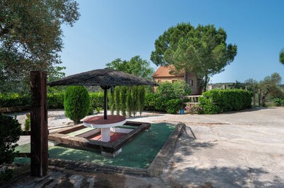 Holiday Home 'Señora De Las Angustias 1' with Mountain View, Shared Pool and Air Conditioning