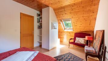 4 chambres, fer et planche Ă repasser