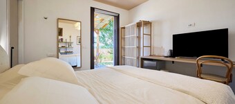 Room 'Bambù' with Shared Terrace, Wi-Fi and Air Conditioning