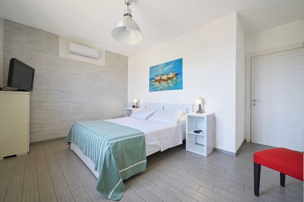 2 Schlafzimmer, Bügeleisen/Bügelbrett, kostenloses WLAN, Bettwäsche