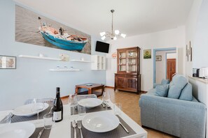 Interior - Apartment 'Marina' with Sea View, Private Terrace and Wi-Fi (Balestrate)
