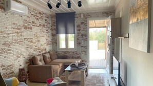 Living room - Villa in Alykes With Private Pool & Sea Views (Zakynthos)
