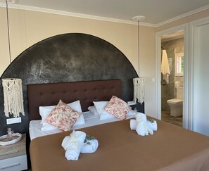 2 bedrooms - Villa in Alykes With Private Pool & Sea Views (Zakynthos)