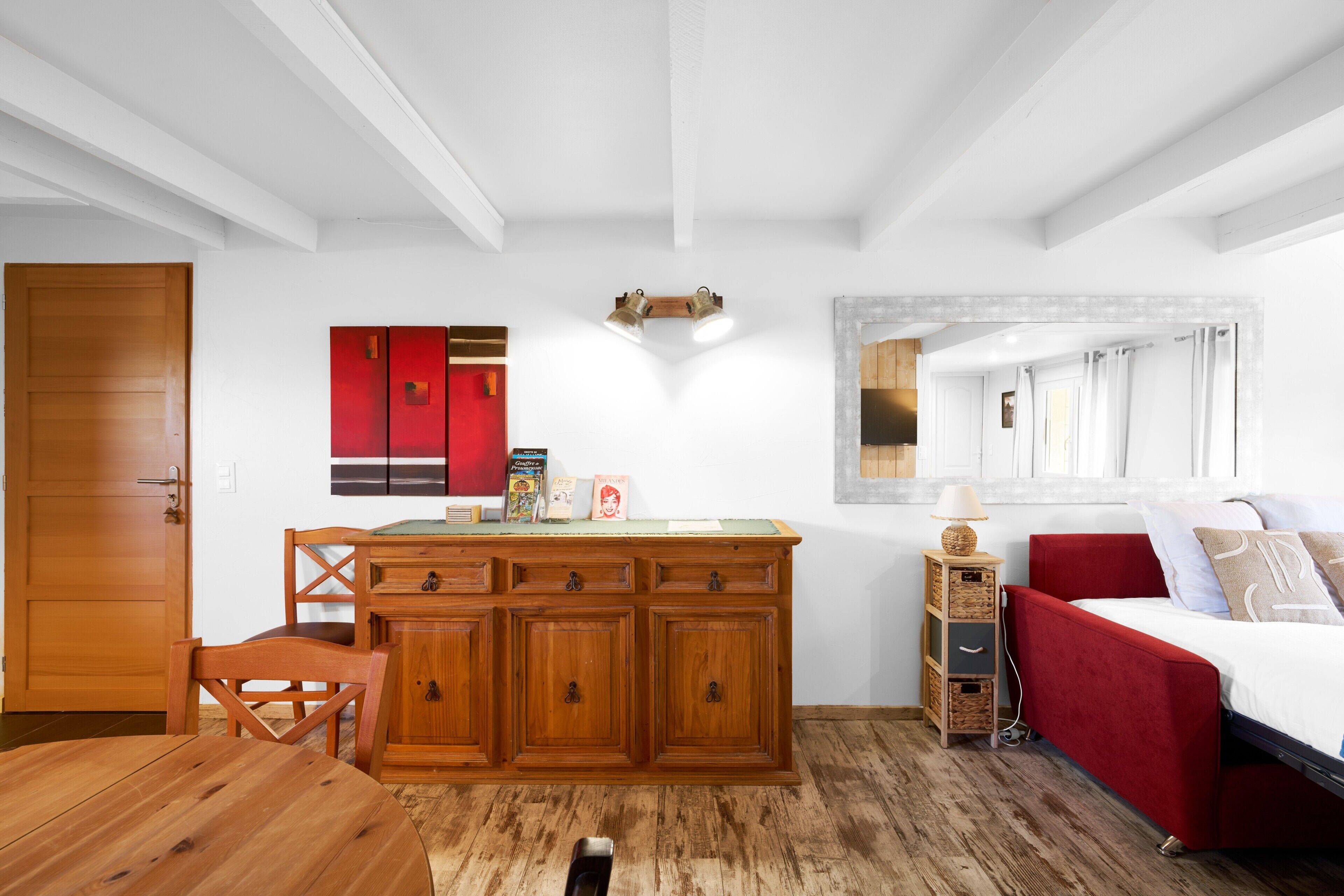 1 bedroom, iron/ironing board, free WiFi